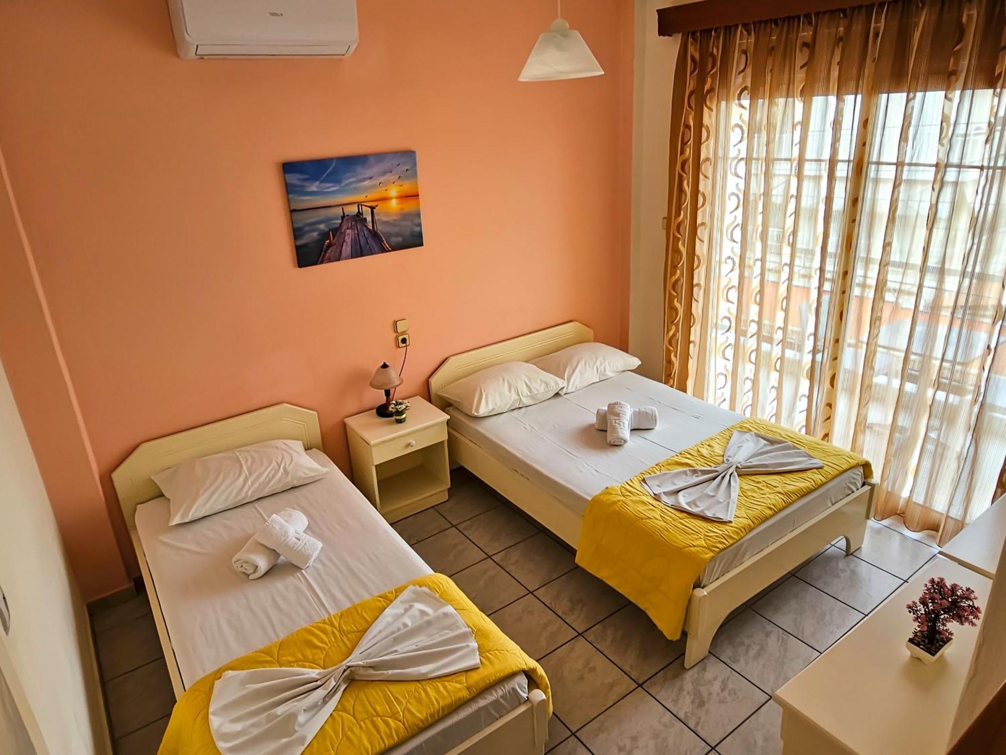 Chariclia Hotel Paralía Eksteriør bilde