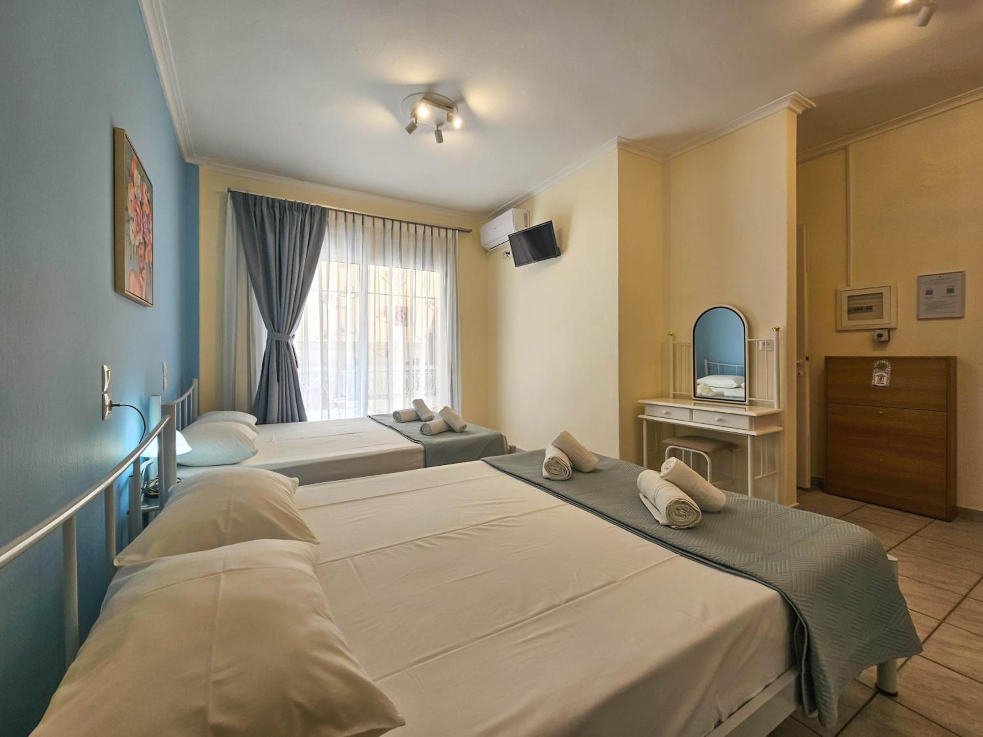 Chariclia Hotel Paralía Eksteriør bilde
